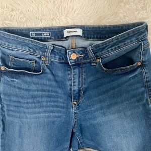 Sonoma Jeans Women's Sz 10 Blue Wash Capri Stretch Comfort Normcore